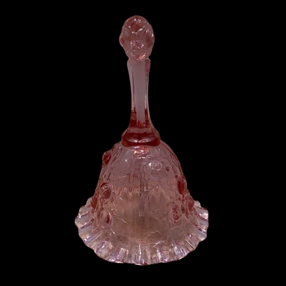 Fenton cabbage rose dusty light pink ruffled bell